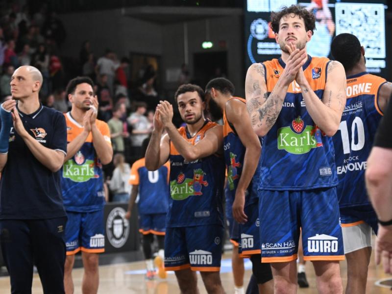 SEAWOLVES vs. Würzburg Baskets: Topscorer TJ Crockett Jr. verhilft SEAWOLVES zum Sieg