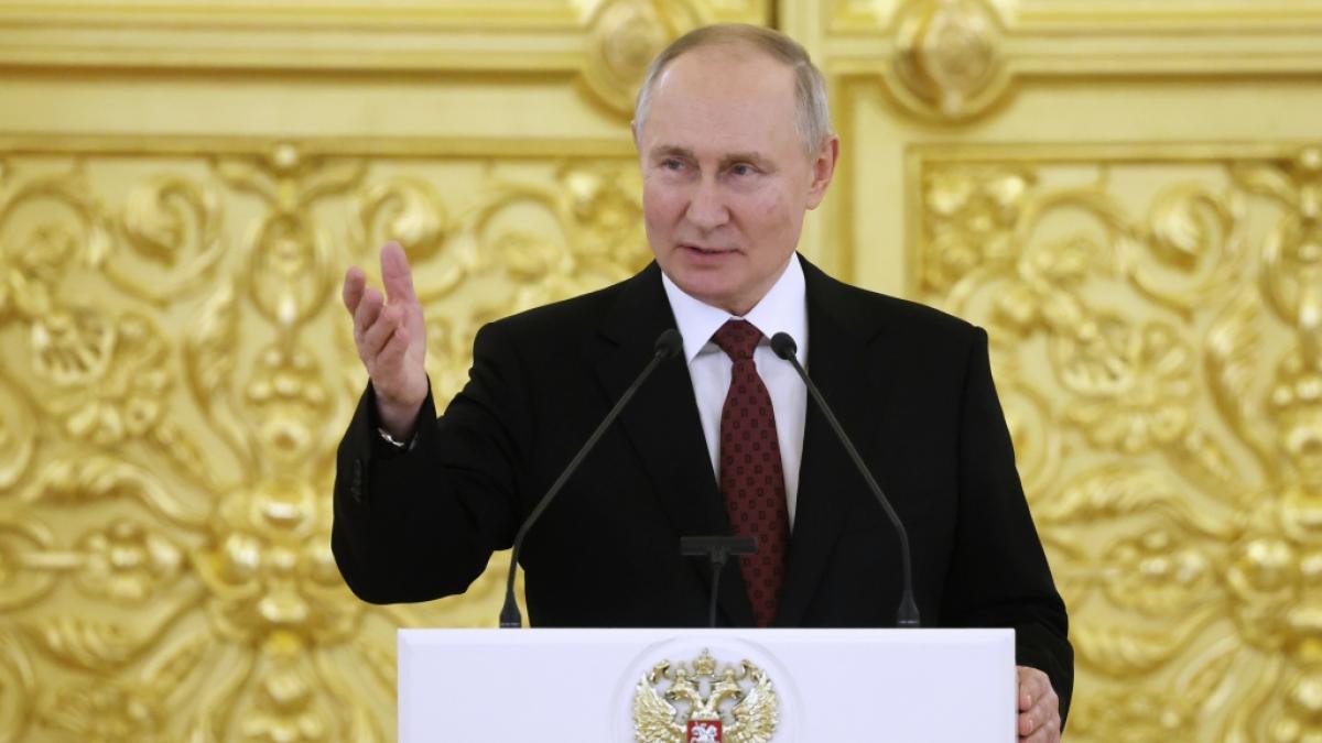 Russische Frauen fordern von Wladimir Putin die R&uuml;ckkehr ihrer M&auml;nner aus der Ukraine. (Foto)