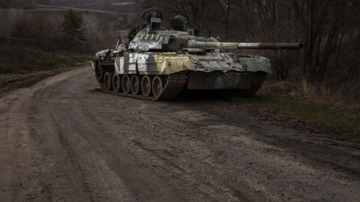 Zahlreiche Putin-Panzer sind in einem Fluss nahe Charkiw versunken. (Foto)