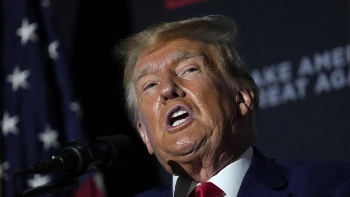 Donald Trump rastete bei einer Wahlkampfveranstaltung v&ouml;llig aus und attackierte die US-Justiz. (Foto)