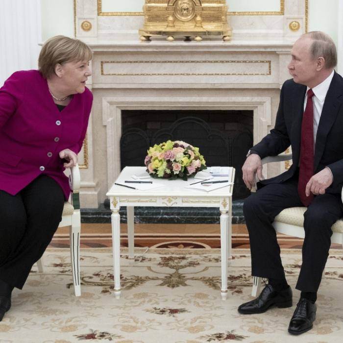 Angela Merkel verrät, wie sich der Kremlchef als Lügner entlarvte