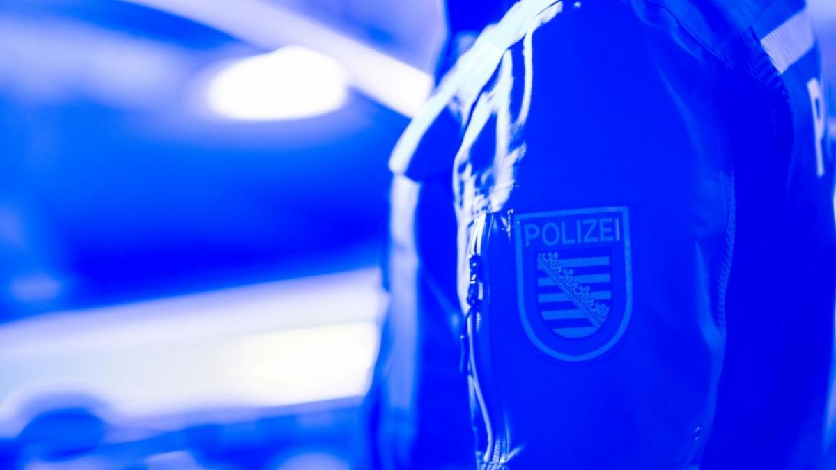In Hamburg-Bergedorf fand die Polizei die Leichen von zwei Personen (Symbolfoto). (Foto)