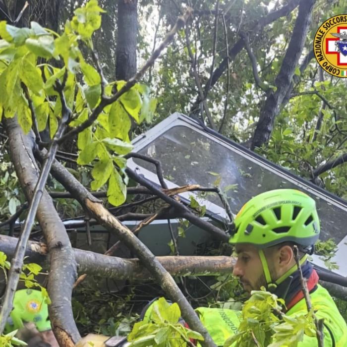 Kabel gerissen - vier Tote nach Gondel-Absturz